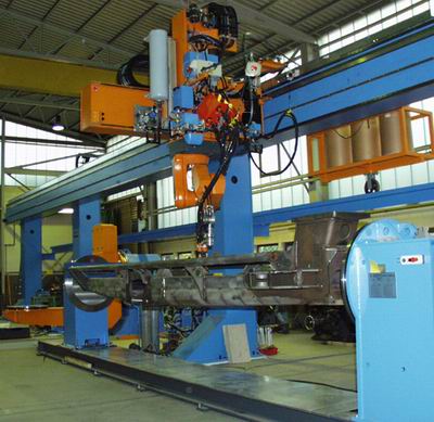 sistem robotizat pentru sudarea tandem a sasielor de masini forestiere sistem robotizat pentru sudarea tandem a sasielor de masini forestiere